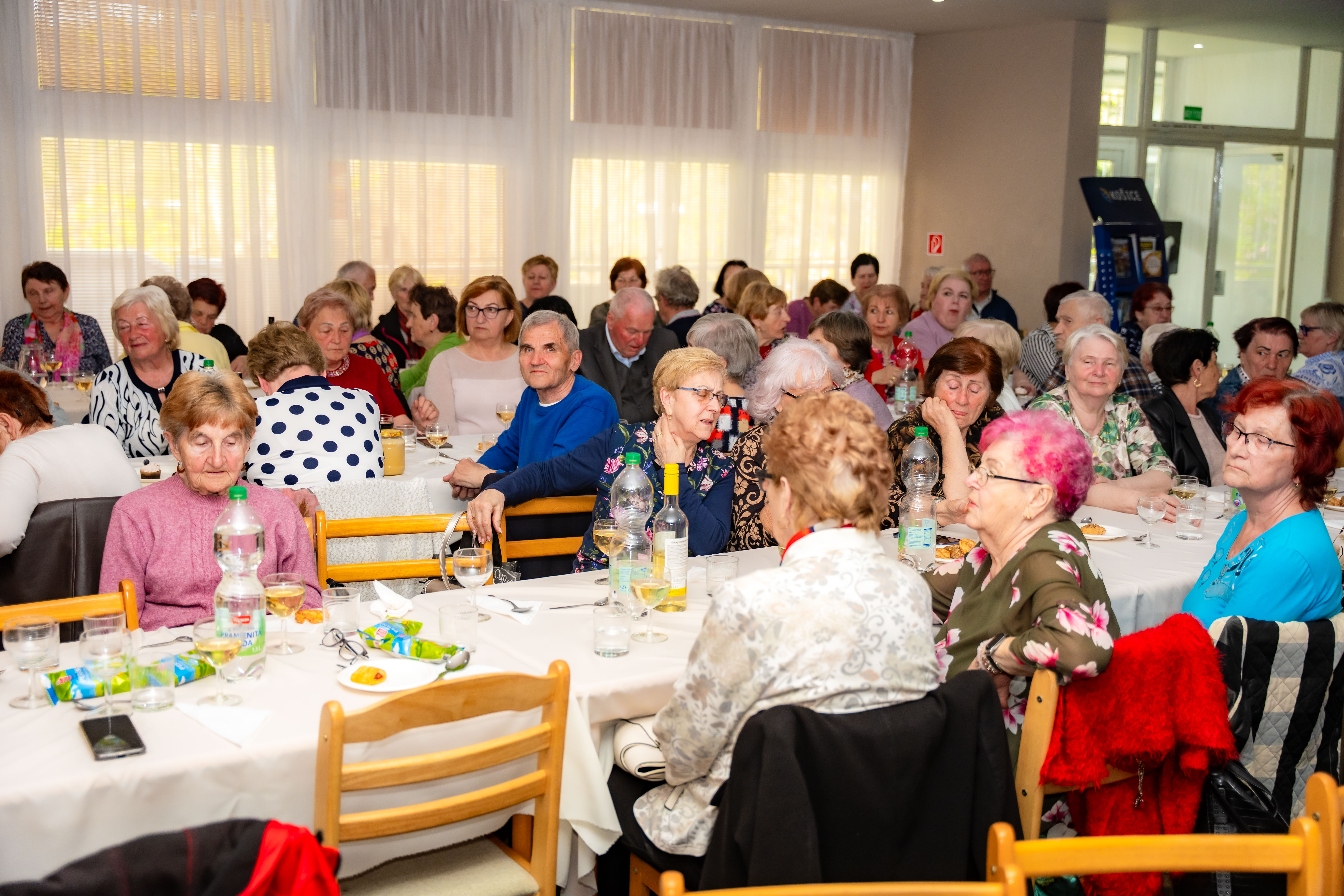 Navsteva klubu krestanskych seniorov v MC Kosice - Nad jazerom-1-6
